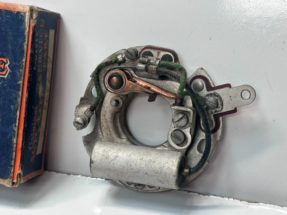 Dodge MOPAR 1939-1941 6 cilindros distribuidor nuevo en stock placa de interruptor Autolite Foto 2 de 4