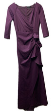 Xscape Women's Long 3/4 Sleeve V-Neck Side Ruched Gown Dress Elegant Size 4