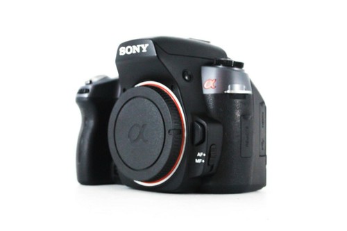 Sony Alpha A550 14.2MP Digital Camera (Body Only) - Picture 1 of 3