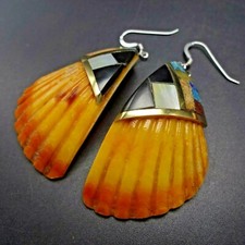PENDIENTES Kewa Artesanal WARREN NIETO con incrustaciones de piedras preciosas espinosas con concha de ostra perforados