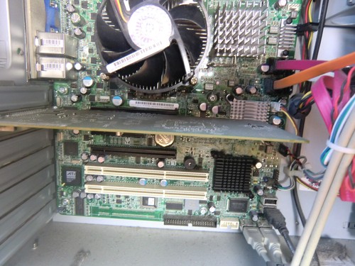 Serveur Fiery PRO80-12 pièce détachée 45097412 - Photo 18/23