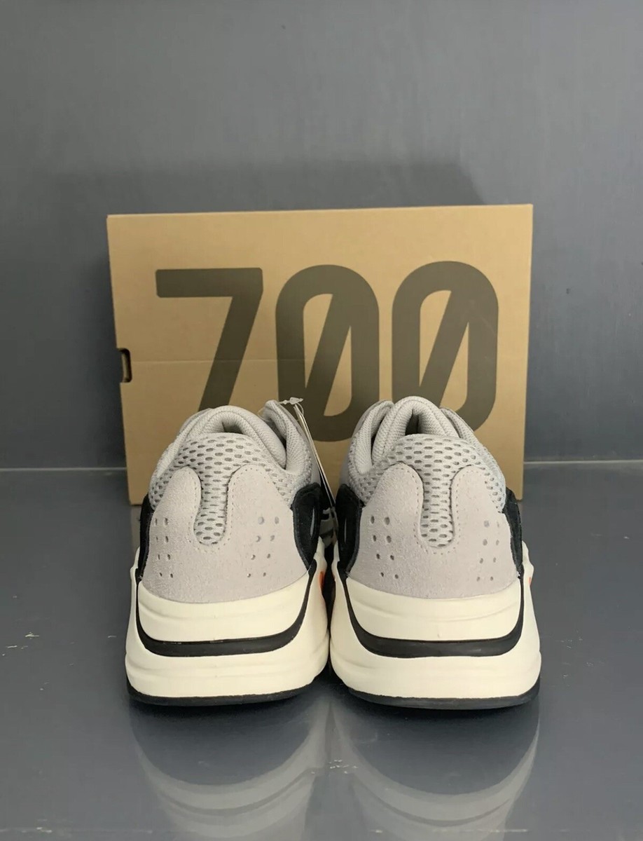 Adidas Yeezy Boost 700 Wave Runner B75571 Solid Grey Shoes