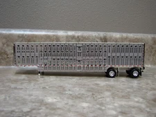 DCP 1/64 Silver Amber Wilson Spread Axle Cattle Livestock Trailer Pot Farm Toy