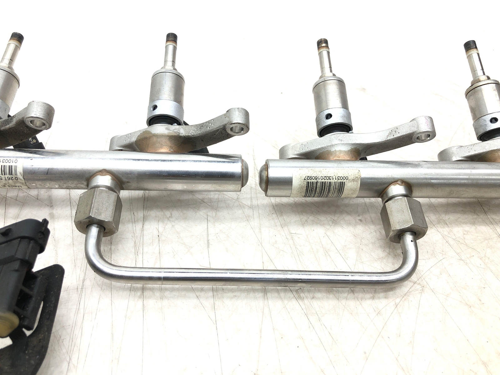2017-2020 FERRARI GTC4LUSSO 6.3L F140 FUEL INJECTOR RAIL SET 307638 311302