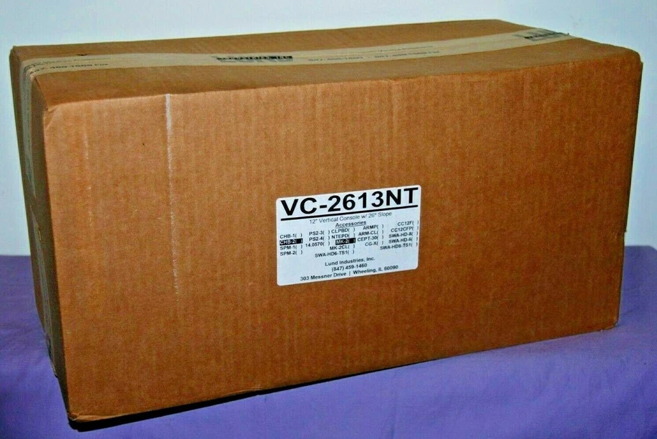 Consola vertical Lund Industries VC-2613NT 12" con pendiente 26* CHB-2 MK-2 -- Nueva Foto 3 de 3