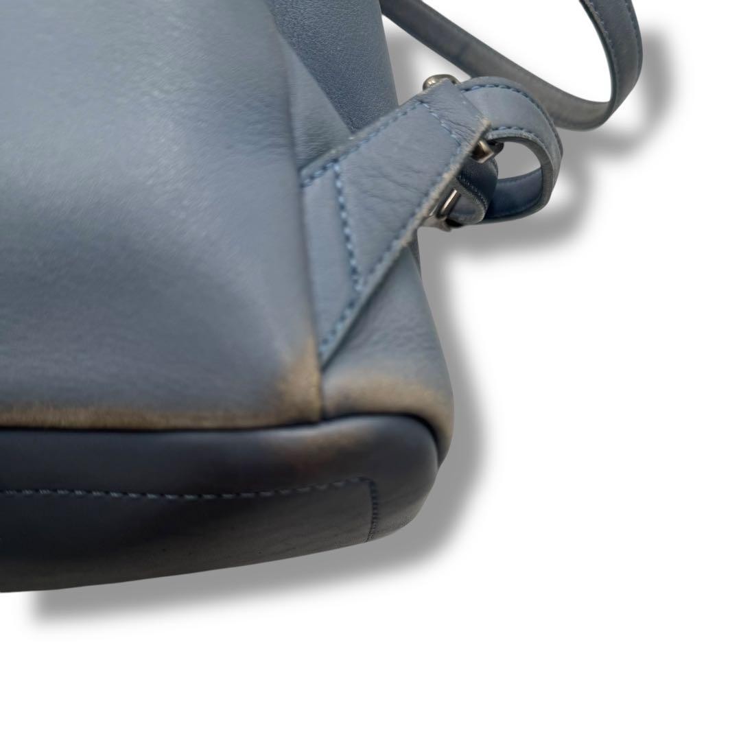 Good condition COACH backpack drawstring flap sel… - image 11