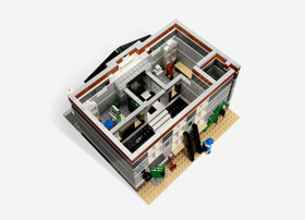 LEGO Creator 10224 : Town Hall 2766 pieces & 10224 items NISB No Tariffs In US