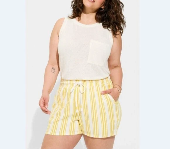 Torrid Stripe Pull On Stretch Linen Shorts Mid Rise Yellow White Size 1 1X NWT