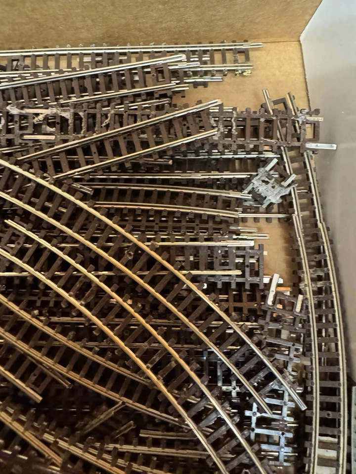 Fleischmann Bundle N Gauge Rails Straight Curves Used - Image 3 of 4