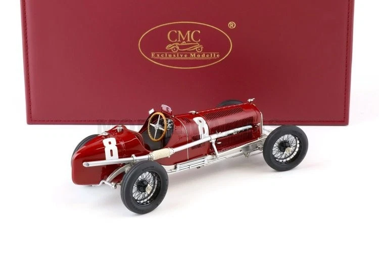 CMC M219 CMC ALFA ROMEO F1 P3 N 8 WINNER ITALY GP 1932 TAZIO NUVOLARI M219 1/18 - Immagine 3 di 3