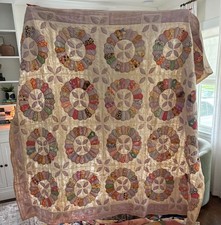 Vintage 1930s Dresden Plate Quilt Hand Stitched Fancy Orange Peel Center Feedsac
