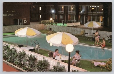Iowa City Iowa, Ambassador Inn, Swimming Pool At Night, Vintage Postcard