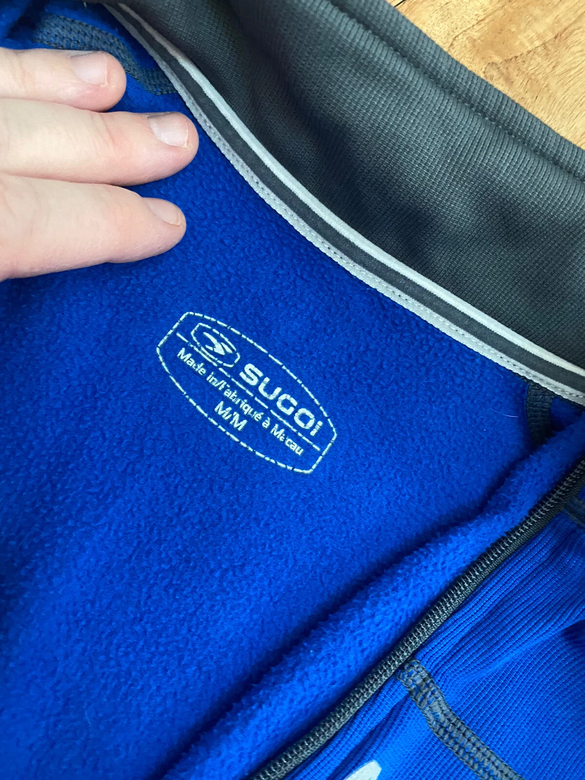 sugoi long sleeve full zip knit biking jacket