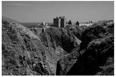 Dunnottar Castle, Scotland, UK. - 18'' x 12'' PRINT - SCOTTISH CASTLES HISTORIC BW