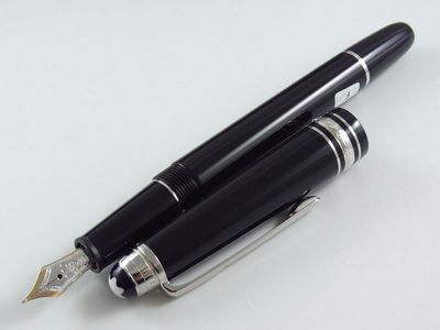 モンブラン 万年筆 145 ユニセフ 2013 109353 Montblanc Meisterstuck P145 Unicef 2013 Fountain Pen F FREE