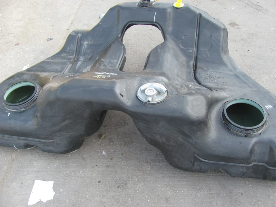 TANQUE DE GASOLINA JAGUAR XJ8L XJ8 VANDEN PLAS 2004 2005 2006 2007 Foto 3 de 3