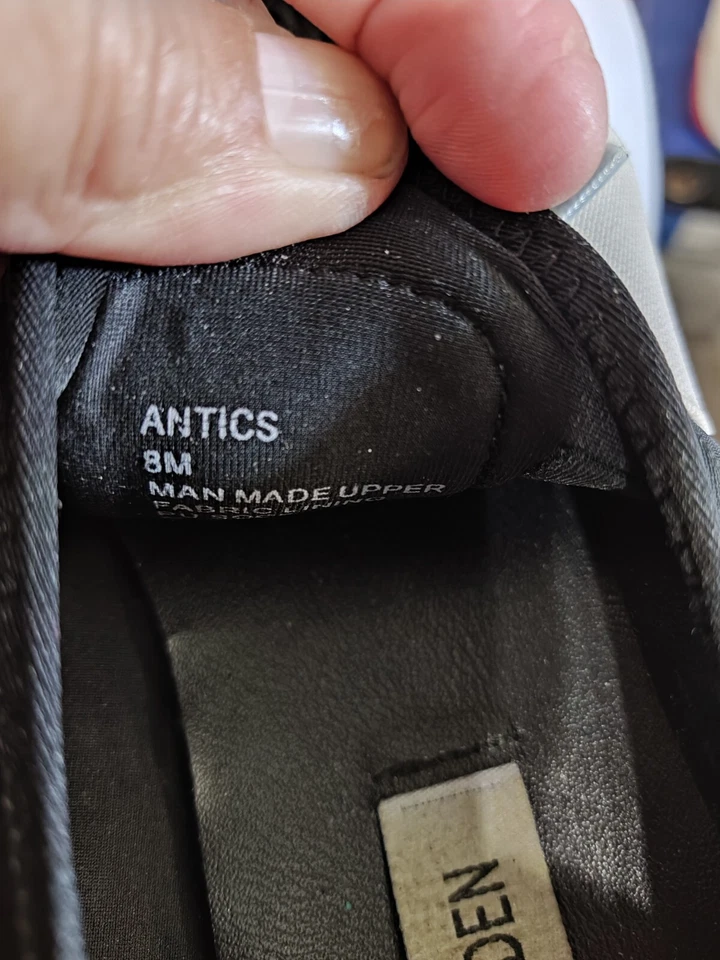 Steve Madden Women's Antics ANTI01AS1 Black Red Sneaker Shoes Size 8 M - Image 4 of 4