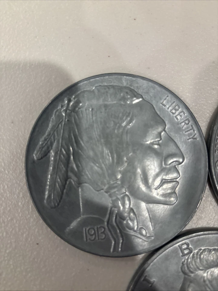 Large Untied States Coins Set Of 3 Good Condition  - Image 3 of 4