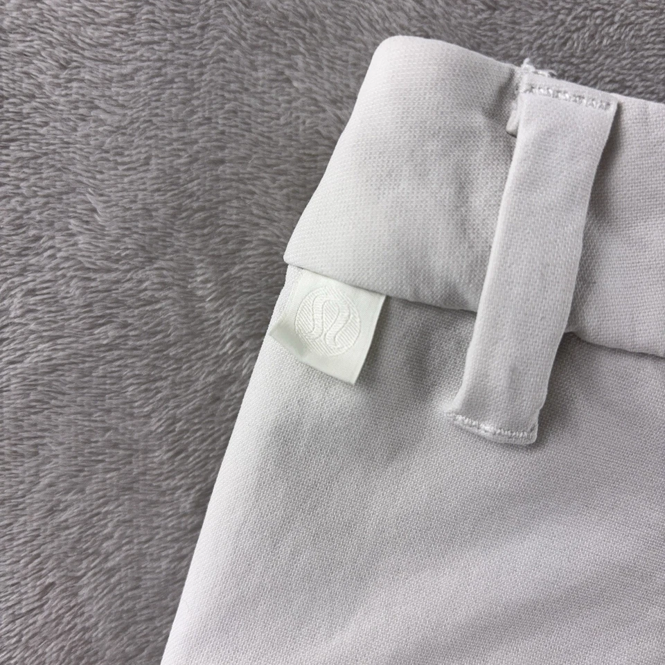 Lululemon Commission Shorts Mens 30 Beige Classic Ventlight Golf Athletic - Image 3 of 4