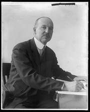 Hale Holden,President of Chicago, Burlington and Quincy Railroad,Harris & Ewing