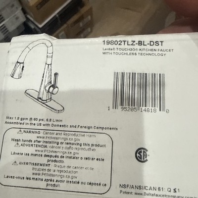 Delta Lenta 19802TLZ-BL-DST  Pull-Down Kitchen Faucet Black Touchess