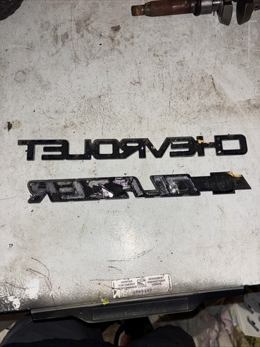 1999 Chevy blazer rear hatch door badge Emblems OEM part - Picture 2 of 5