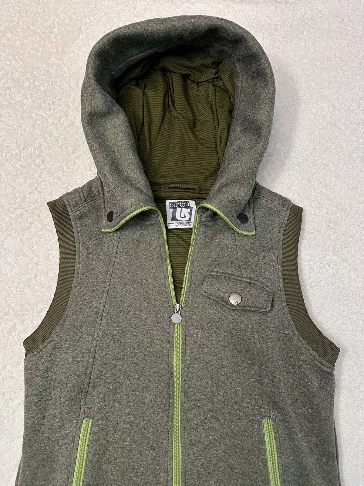 burton 2000s y2k dry ride snowboard ski tech vest barely worn hoodie