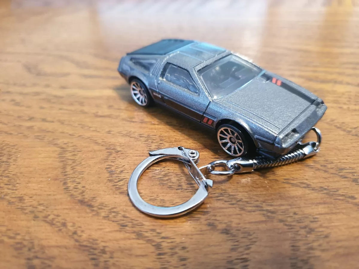 Diecast DMC Delorean Grey Toy Car Keyring Keychain