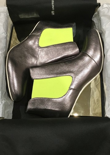 United Nude Solid Chelsea Leather Boots Pewter Silver Neon - Size 10 - RRP $560 - Picture 6 of 8