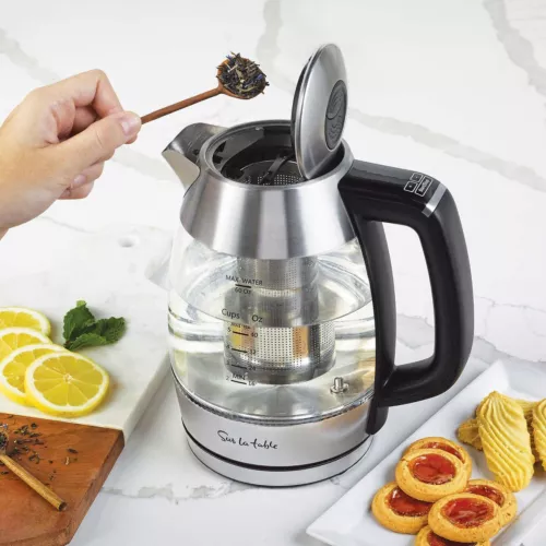 Sur La Table SLT-4408 Digital Kettle with Infuser 7.5 Cups 60 Oz Tea Boil Water - Picture 3 of 7