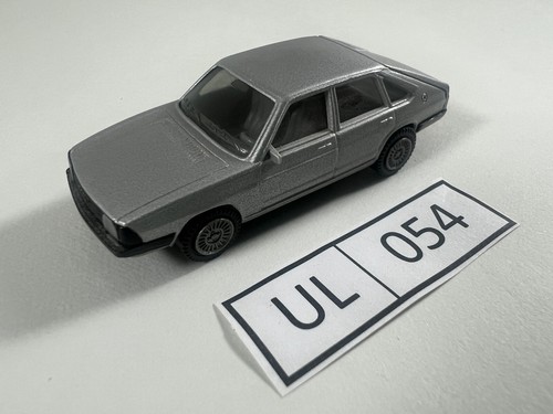 Herpa Audi 100 GL 5 E Avanat "Oldtimer" Silver H0 1:87 "SKU UL054" - Ref. F003 - Picture 2 of 5
