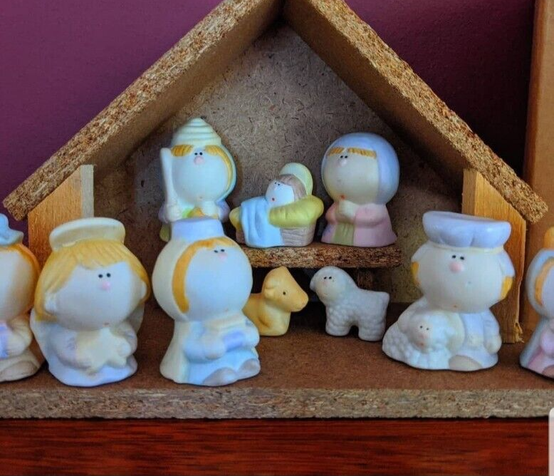 Complete Vintage 1980s Ceramic Nativity Set with Detailed Figures