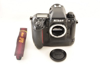 Nikon F5 Black 35mm SLR Film Camera Body DP-30 *Excellent+5* #4364