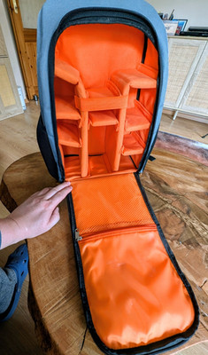 TARION gepolsterte Polyester Foto-Rucksack grau/orange mit Zubehörfächern