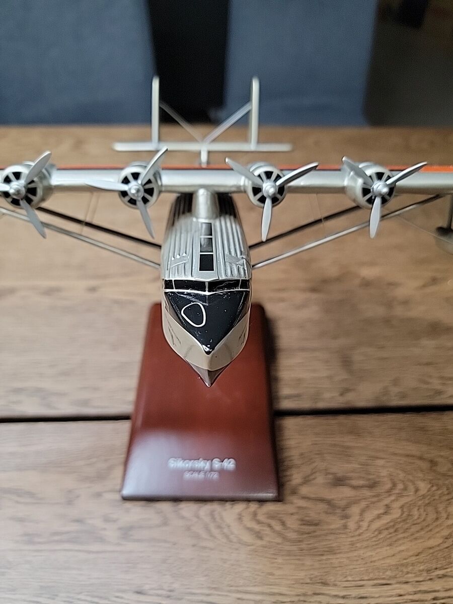 Pan Am American Clipper Sikorsky S-42 Flying Boat 1/72 Scale Pan Am American Clipper Sikorsky S-42 Flying Boat 1/72 Scale