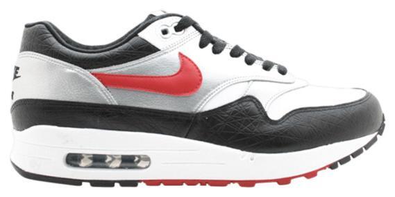 Nike Air Max Black and Silver with Red Accents Size 10 s-l400.jpg main image 3