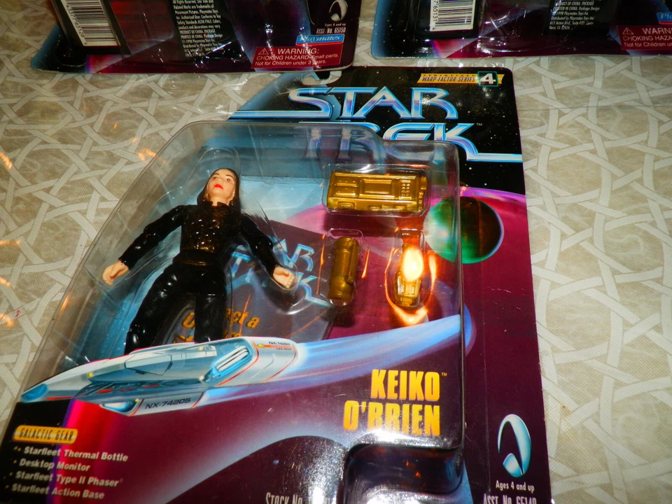 LOTE 3 Star Trek 1998 Figura siete de nueve, Kirk, Keiko Warp Factor Serie 4,5 Foto 4 de 4