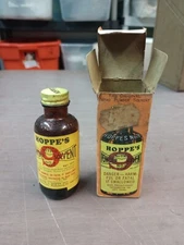 Vintage Hoppe's No 9 Gun Nitro Powder Solvent Bottle & Box (jarC)