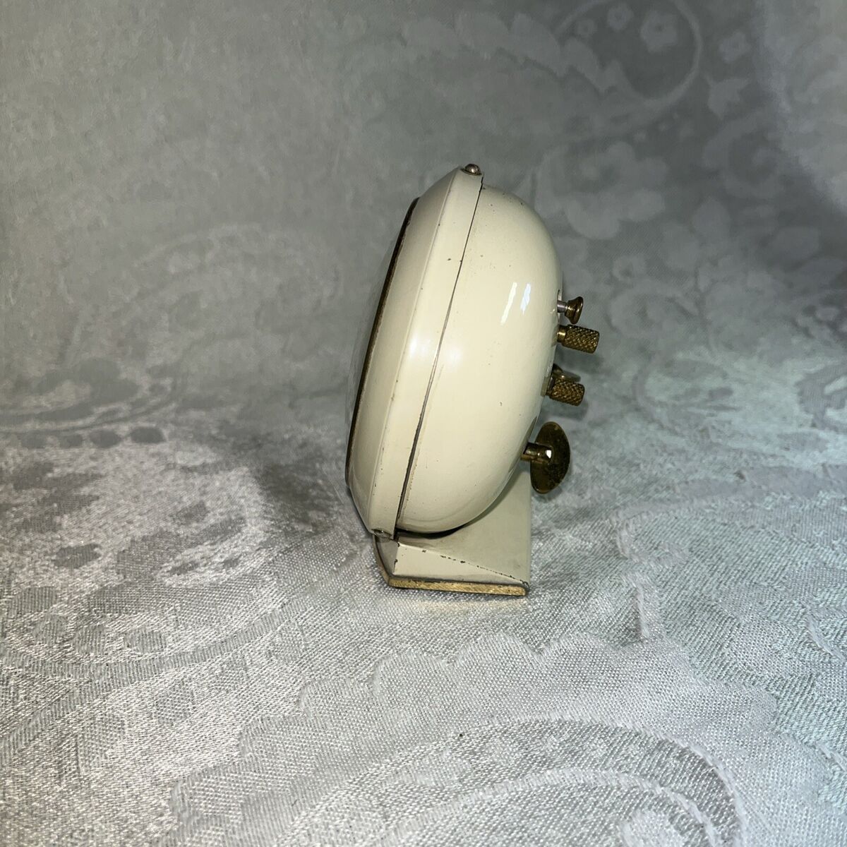1950 White Westclox Baby Ben Alarm Clock Style 6 61V -Works 1950 White Westclox Baby Ben Alarm Clock Style 6 61V -Works