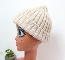Bonnet vintage mixte en laine blanc écru