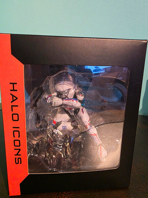 Halo Icons Spartan Champion Legendary Loot Crate Special Edition