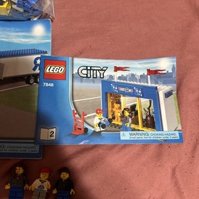 LEGO City: Toys R US Truck (7848) Used