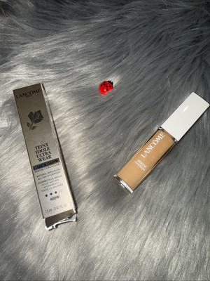 Lancome Teint Idole Ultra Wear Care & Glow Serum Concealer 400W 0.43 oz