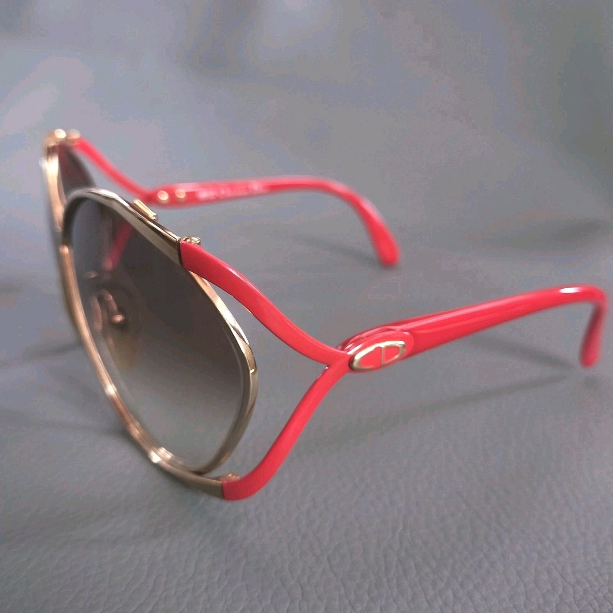 Excellent Christian Dior 2056 30 Vintage Sunglasses Red Gold 