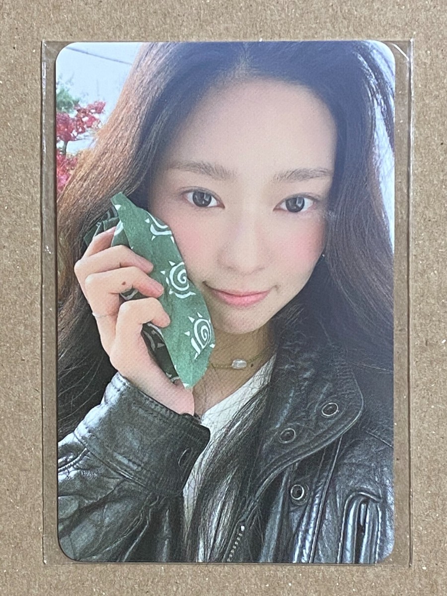 KIM MINJU MIN JU ALL MY FAVES PHOTOBOOK WITHMU SPECIAL GIFT