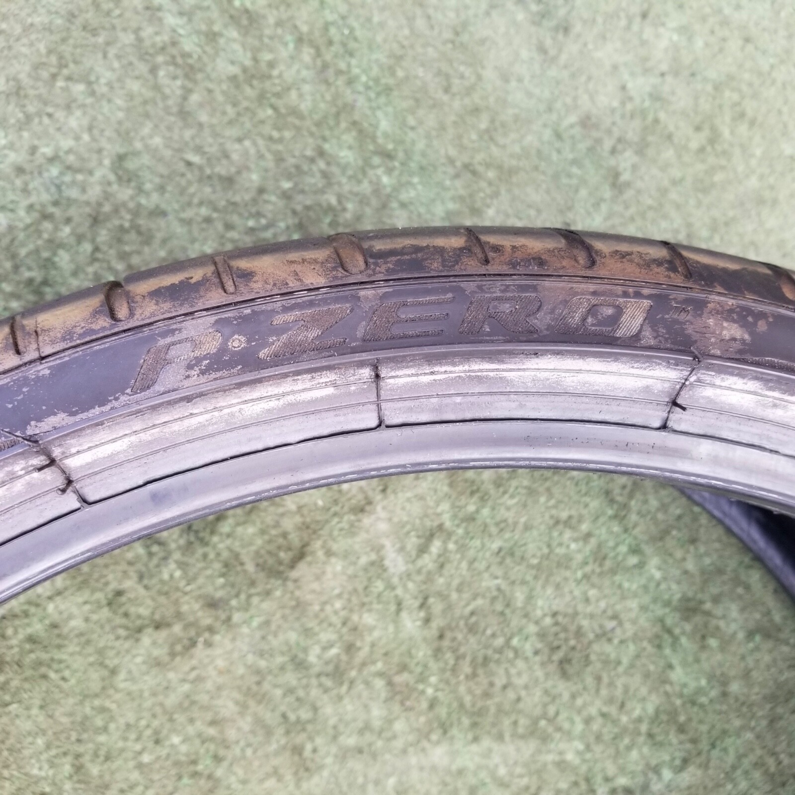 245/30R20 Pirelli P Zero PZ4 Tire 245/30ZR-20 245/30ZR20 Lamborghini 60% Tread