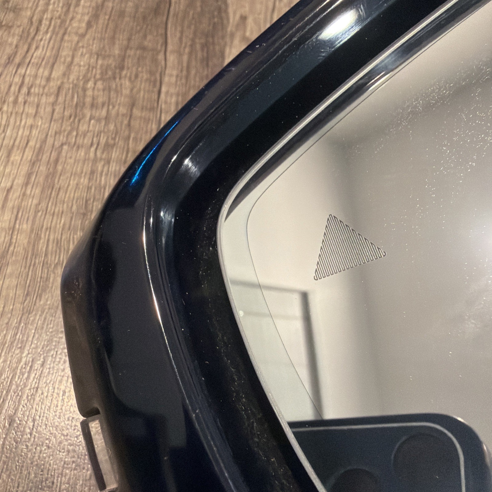 2020-25 ASTON MARTIN DBX OEM FRONT RIGHT HEATED DOOR MIRROR W/ BLIND SPOT WHITE