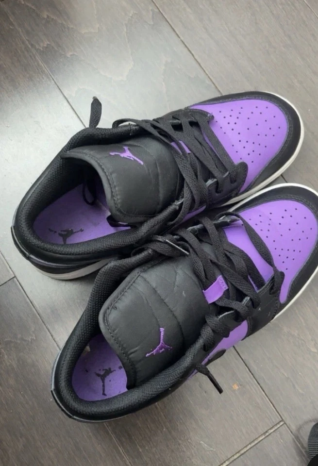 Jordan 1s Low Court roxo usado - Imagem 3 de 4