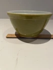 Vintage Pyrex #401 1-1/2 Pt Green Mixing bowl Ovenware, MADE IN USA