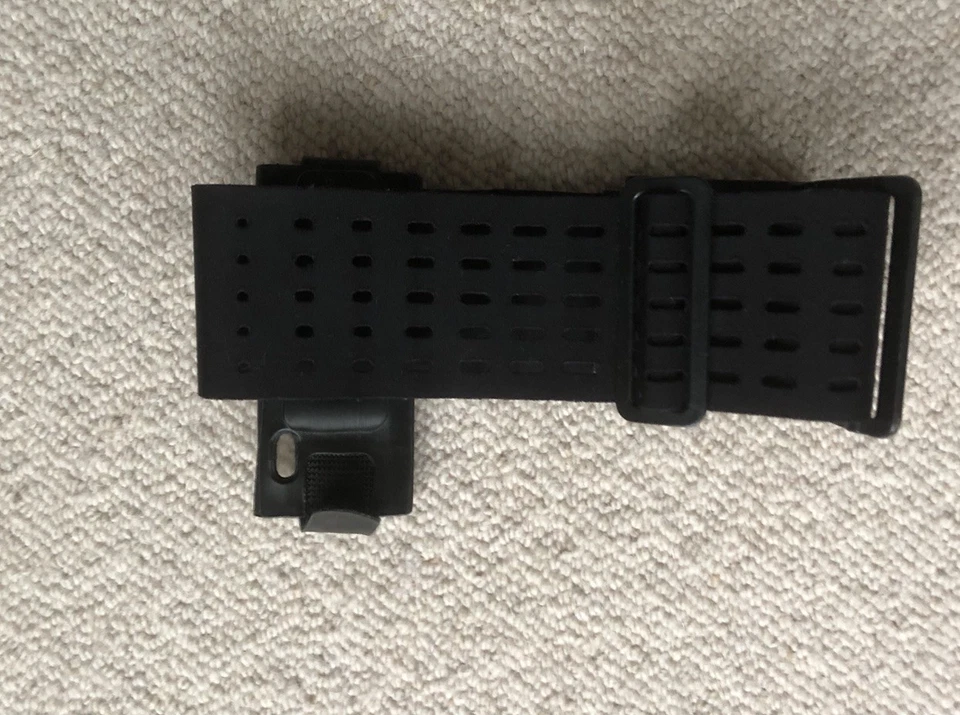 Belkin Sports Armband for iPod Touch Genuine Running Walking Hiking Sports Gym - Image 4 of 4